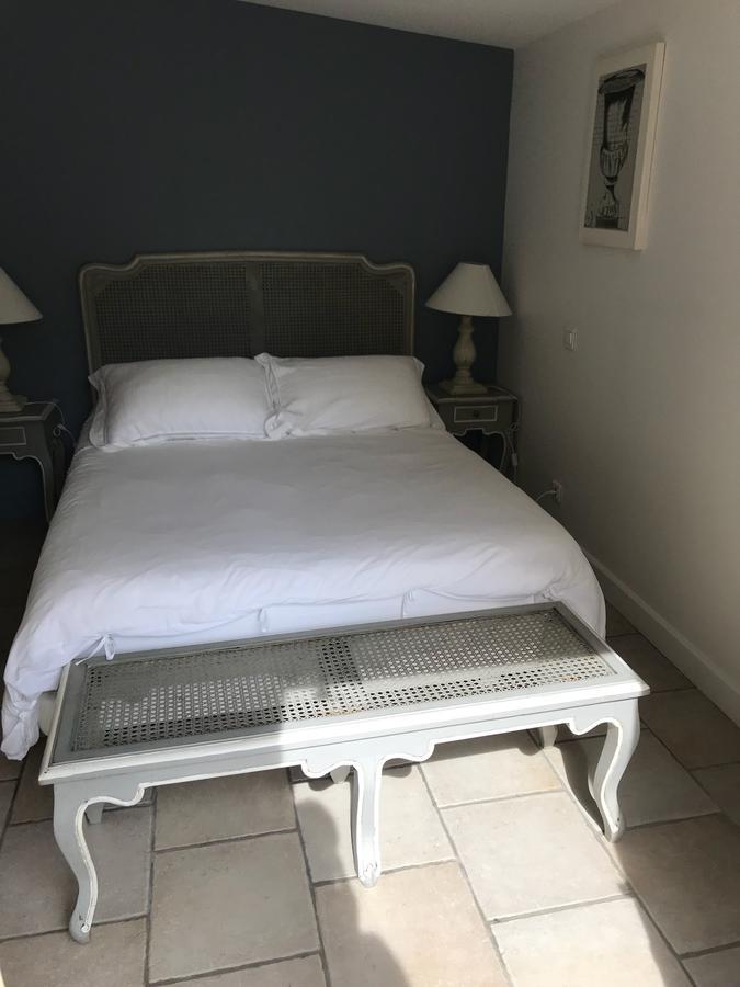 Mas Des Limites Bed and Breakfast Rognonas Exterior foto
